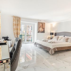 Camera deluxe con letto king size